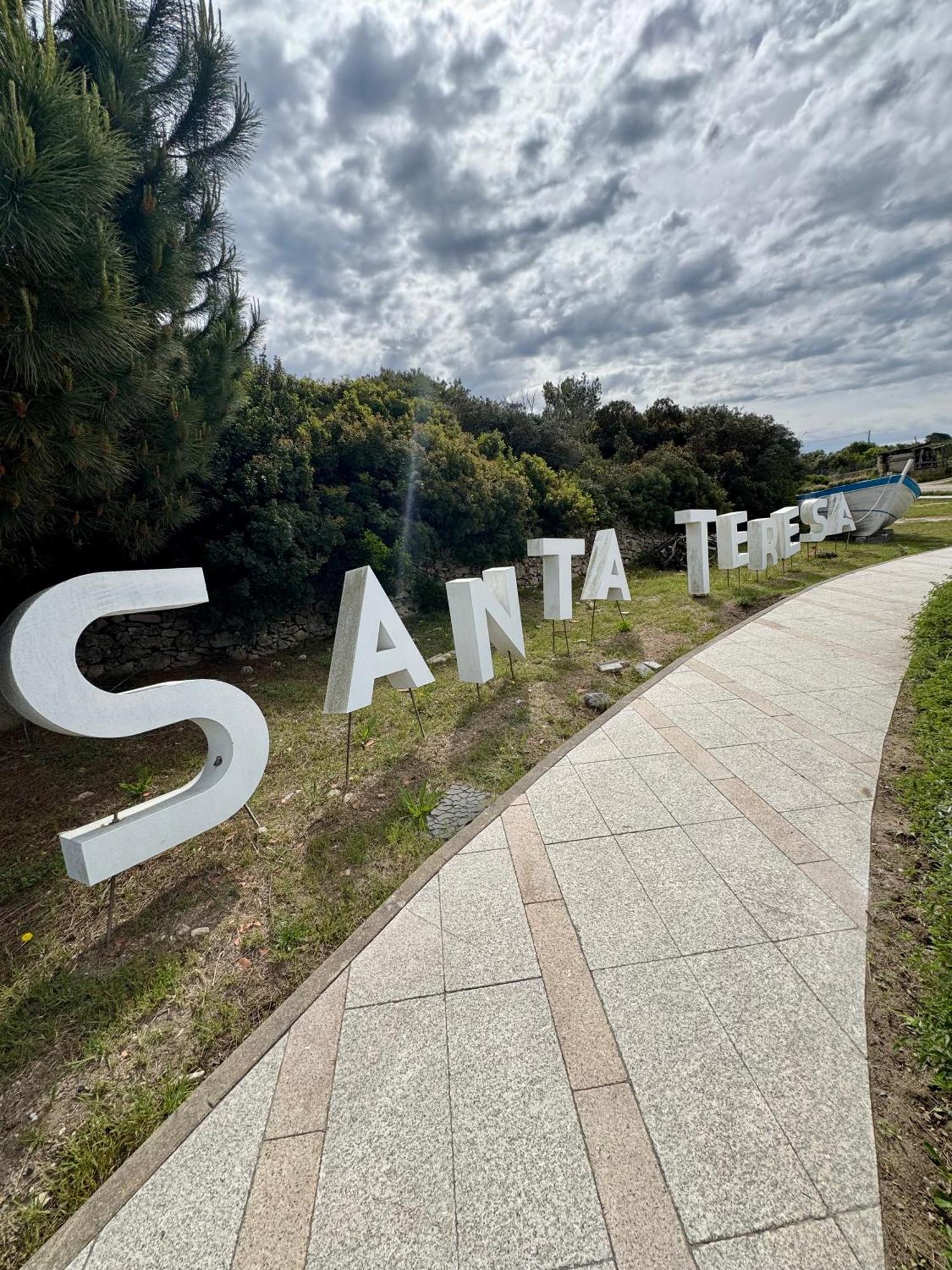 Case Vacanze A Santa Teresa Di Gallura ภายนอก รูปภาพ